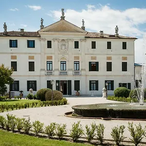 Volpi Apartment